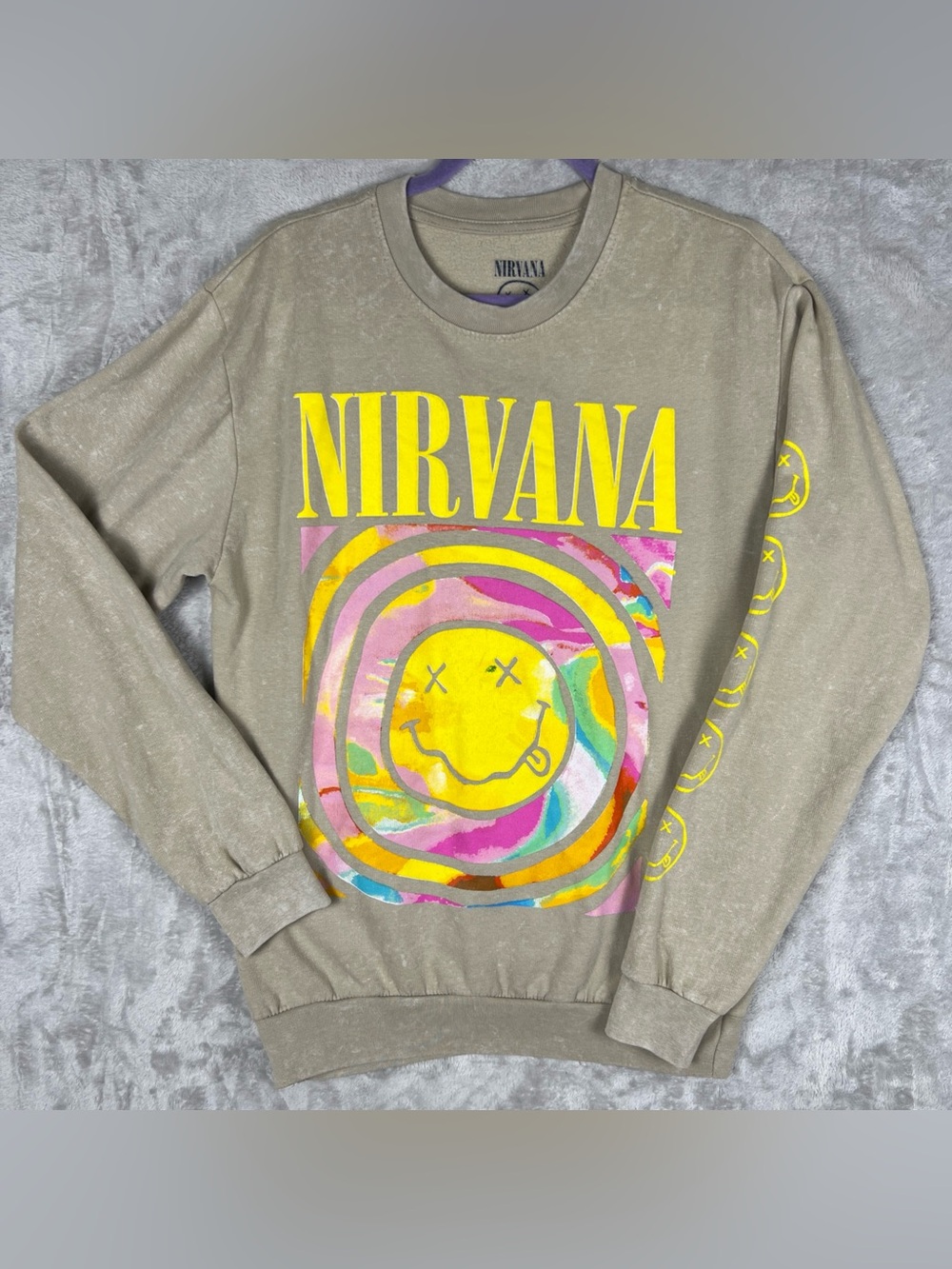 Nirvana Nevermind Beige Grunge Crewneck size Small